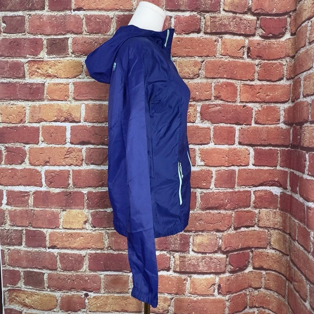 The North Face Women's Size XS Hooded Windbreaker Jacket‎ Lightweight Logo EUC - Picture 5 of 13